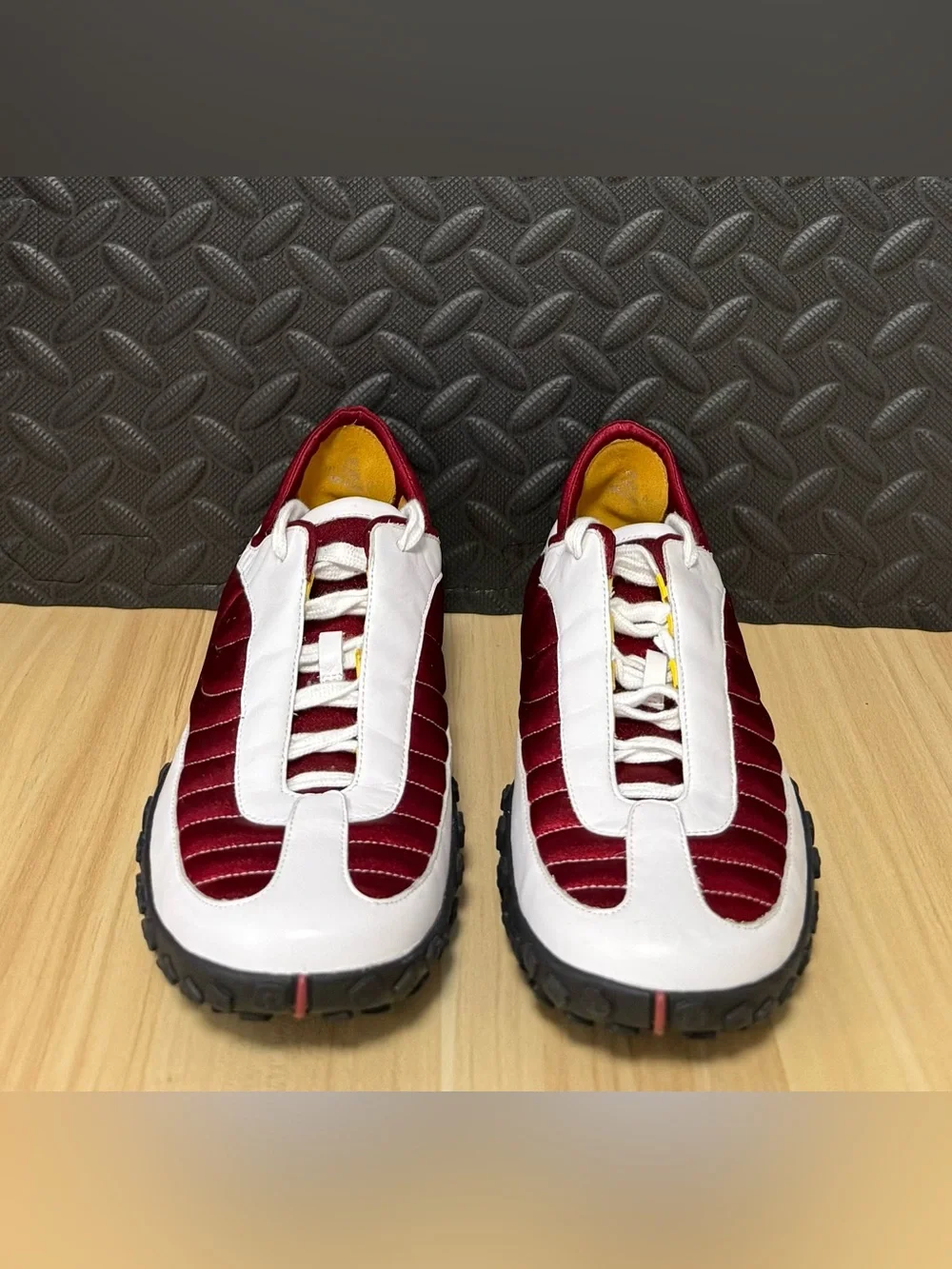 RARE Y2K Vintage Nike Lab G Series Quilted Shoes Burgundy Black Womens Size 6.5